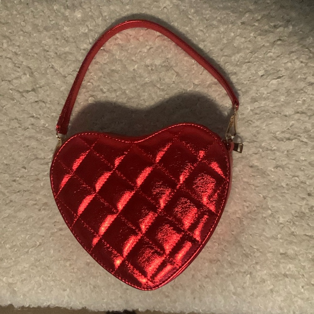 Red metallic Heart shaped purse ❤️